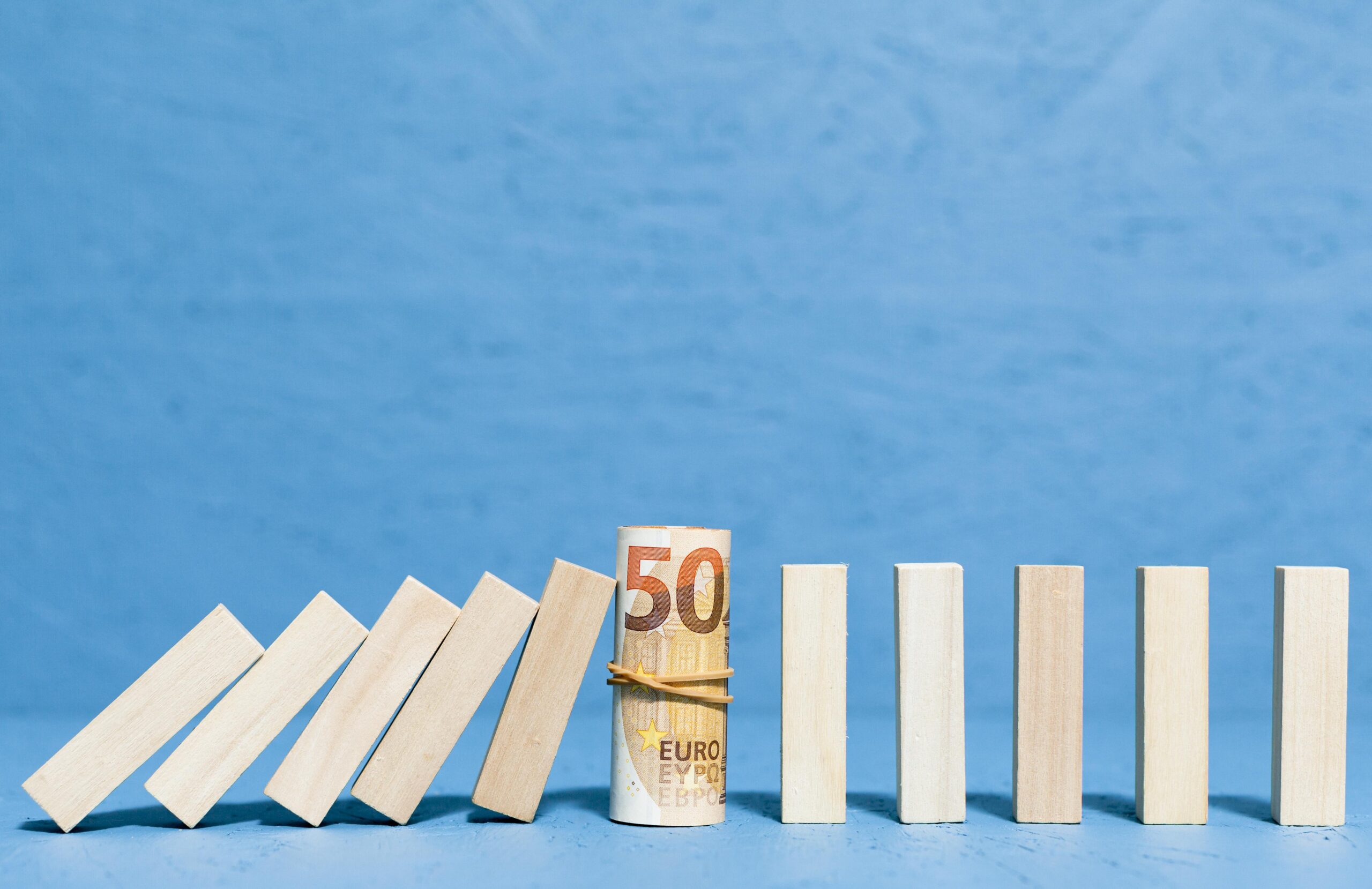 ¿Qué es el riesgo divisa y cómo evitarlo en los fondos de inversión?